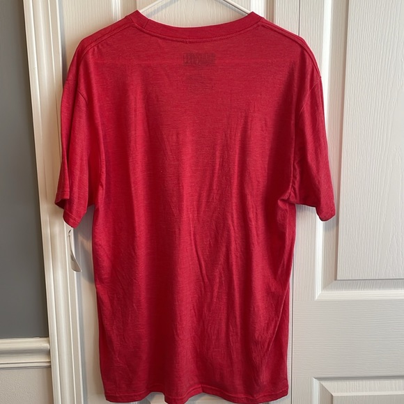 NWT Marvel graphic tee size L short sleeve, red and black - Picture 4 of 5